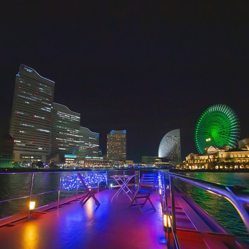 神奈川 横浜の海を周遊しながらお食事とお酒をお楽しみいただける 屋形船はまかぜ